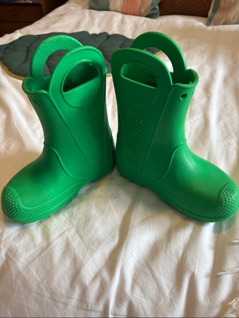 CROCS Kids Bright Green Pull-On Rain Boots with Handles